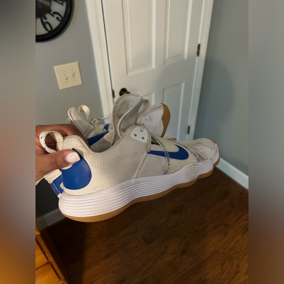 Nike React HyperSet (Indoor Court Shoes) - Picture 3 of 3